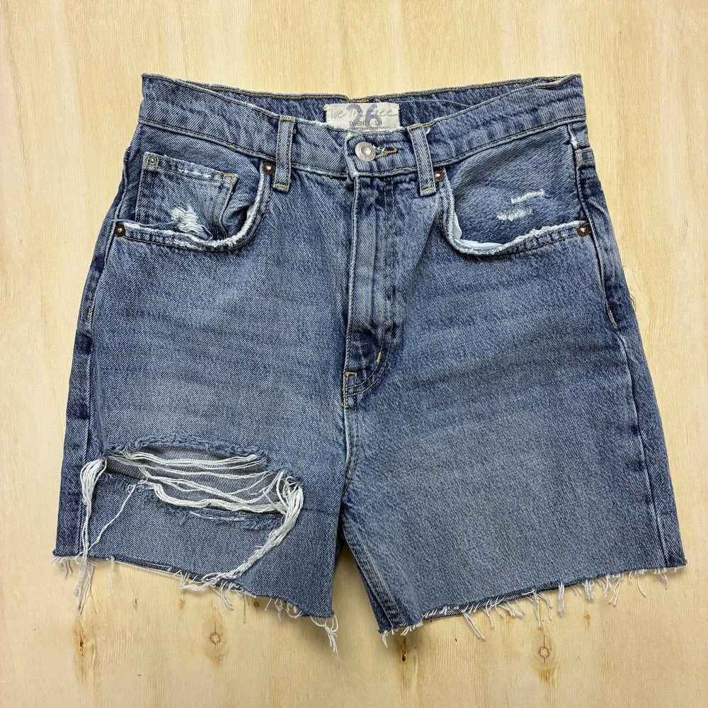 We The Free Shorts Womens 26 Blue Cut-Off Denim Frayed Hem Distressed 5-Pocket